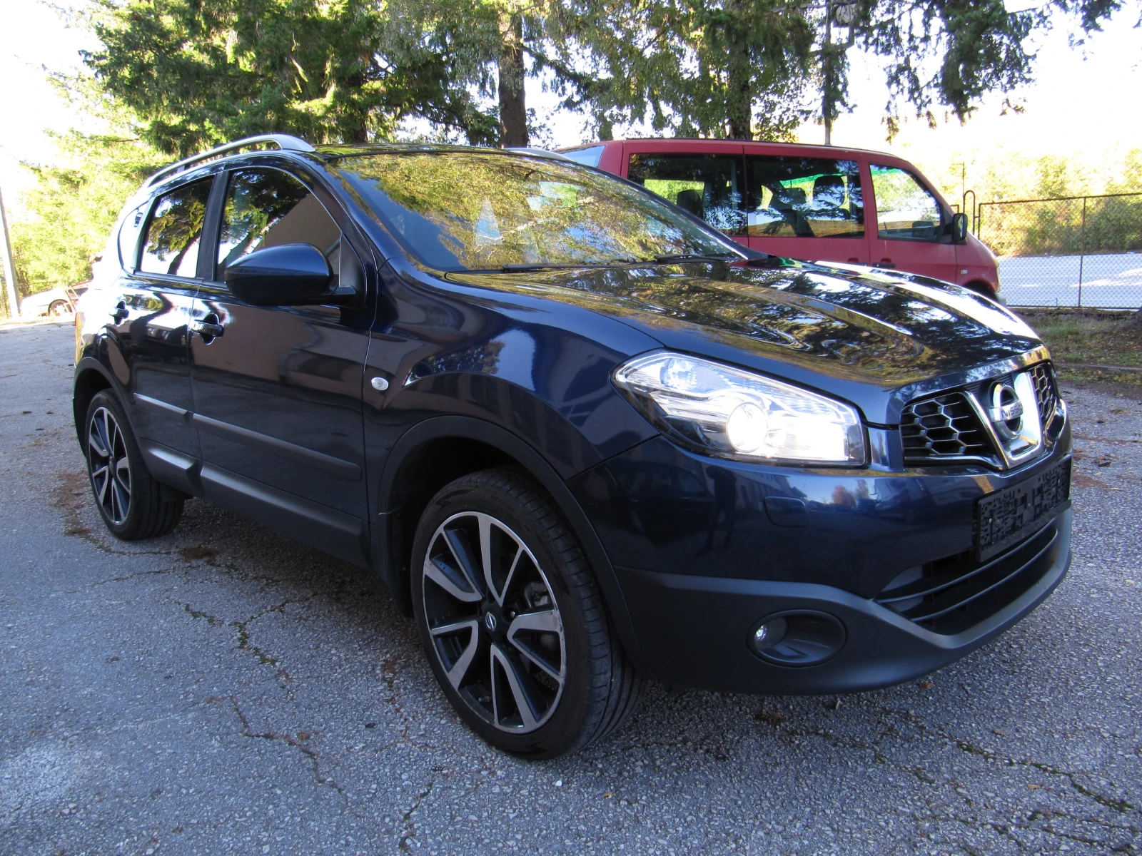 Nissan Qashqai 2.0i AUTO Panorama - изображение 7