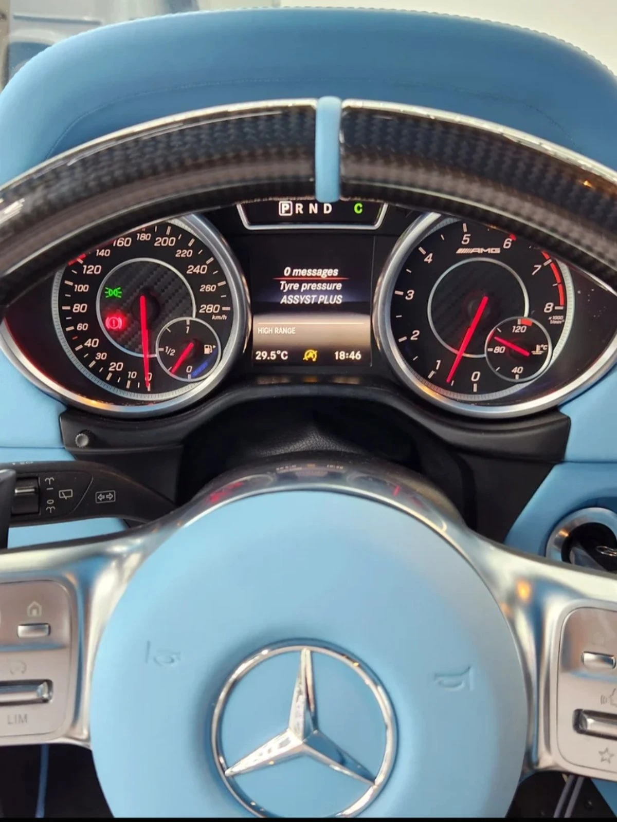 Mercedes-Benz G 63 AMG АВТОФИНАНСИРАНЕ БЕЗ ПЪРВОНАЧАЛНА ВНОСКА - изображение 4