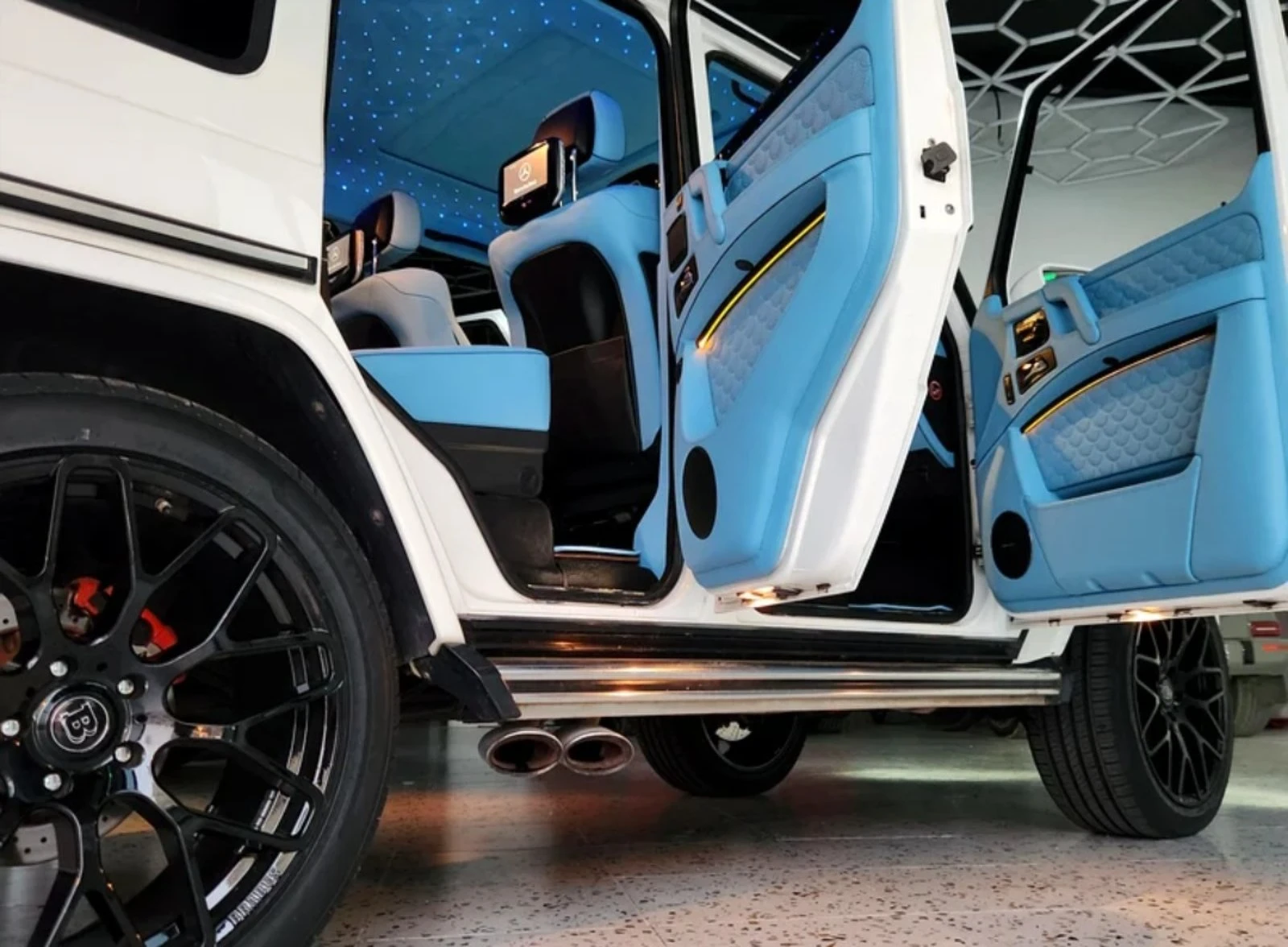 Mercedes-Benz G 63 AMG АВТОФИНАНСИРАНЕ БЕЗ ПЪРВОНАЧАЛНА ВНОСКА - изображение 7