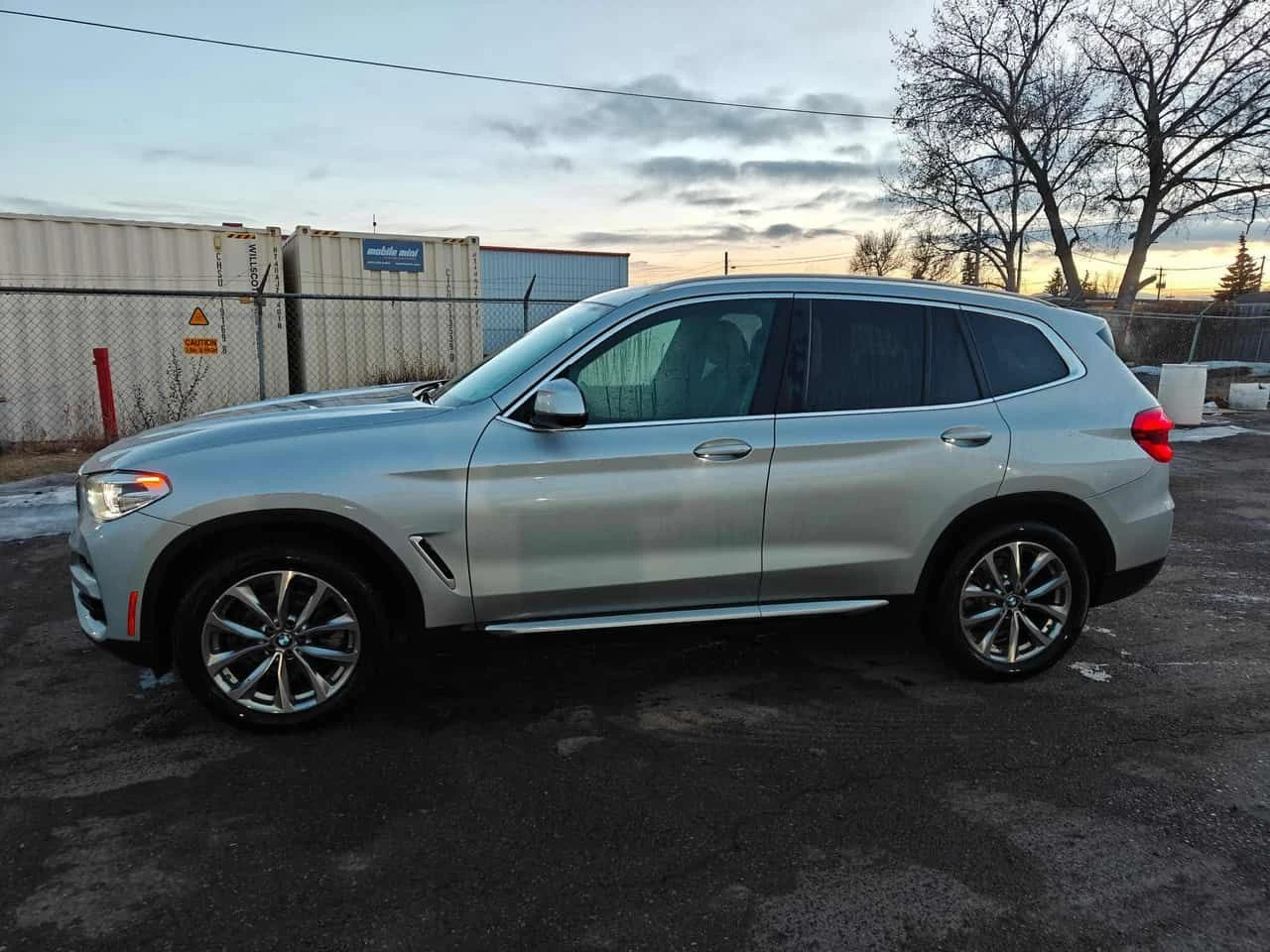 BMW X3  | xDrive30i | ПОДГРЕВИ | ПАНОРАМА, снимка 2 - Автомобили и джипове - 53902316