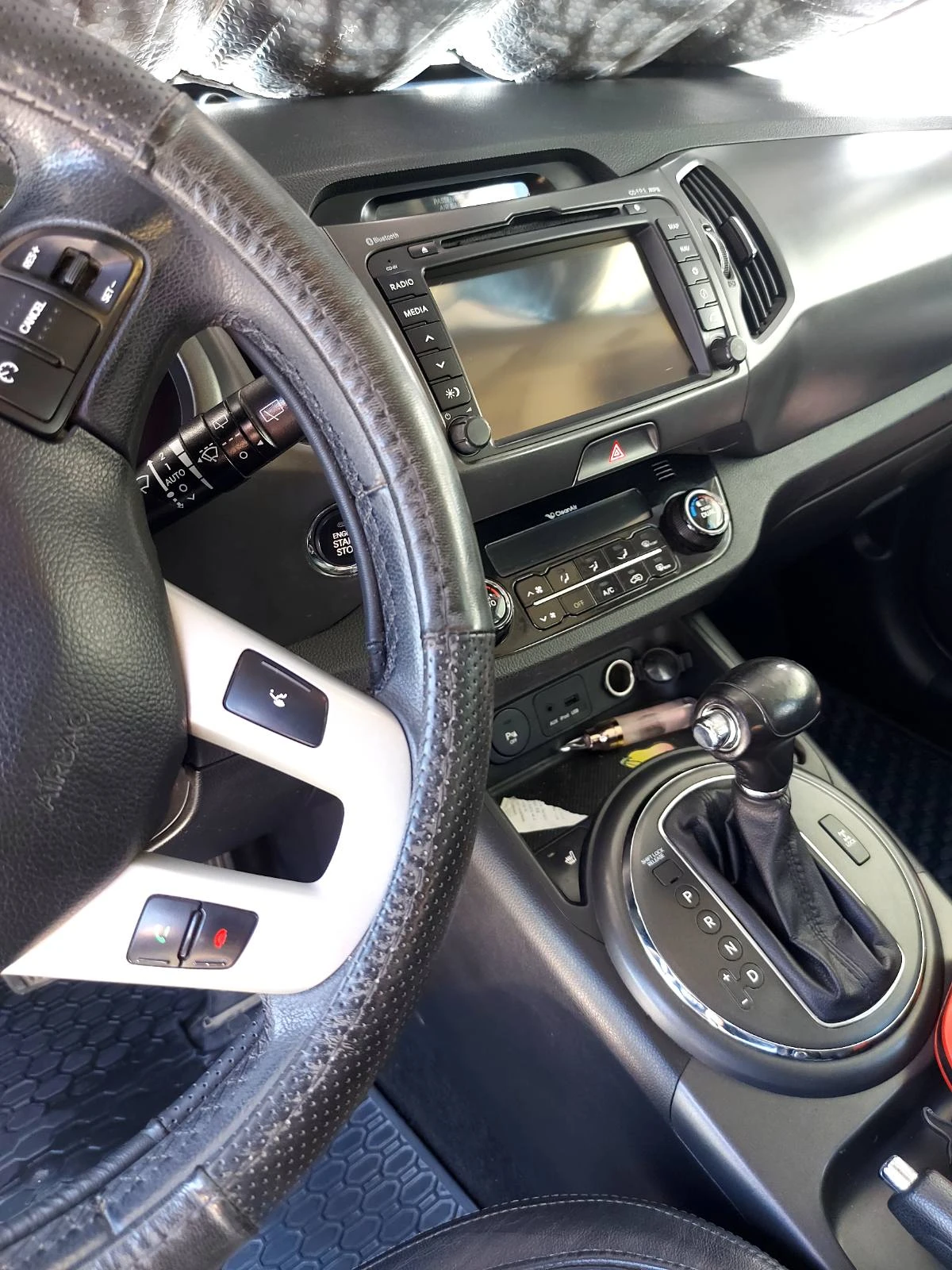 Kia Sportage 2.0CRDI 4x4 AUTOMATIC , снимка 5 - Автомобили и джипове - 54854012
