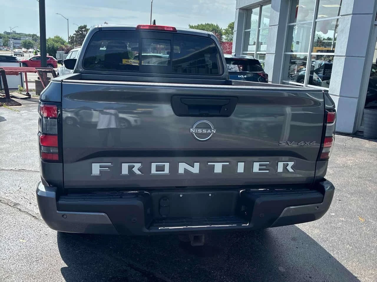 Nissan Frontier * Crew Cab Bed 4x4 * АВТОКРЕДИТ* , снимка 4 - Автомобили и джипове - 55169513