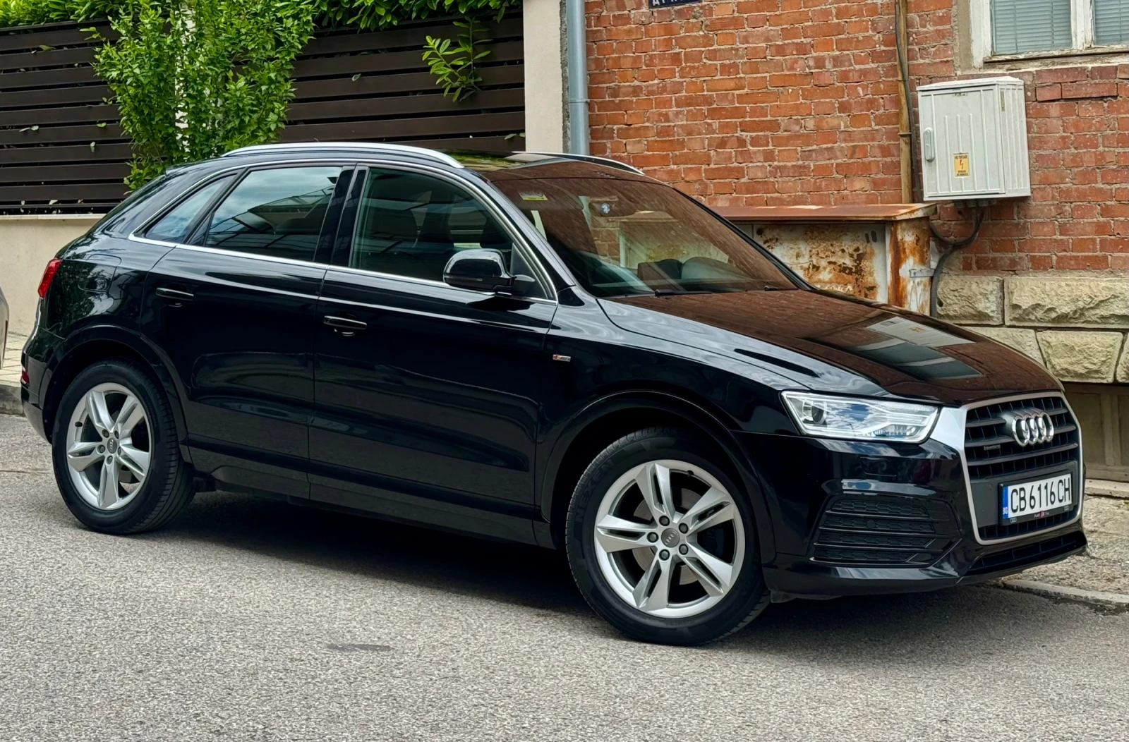 Audi Q3 2.0TDI 150ps S-line Quattro , снимка 4 - Автомобили и джипове - 56015003