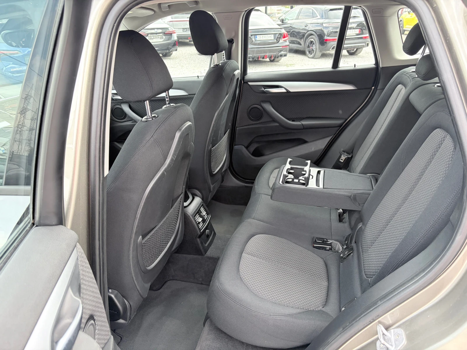 BMW X1 2.0D Xdrive, снимка 9 - Автомобили и джипове - 56185437