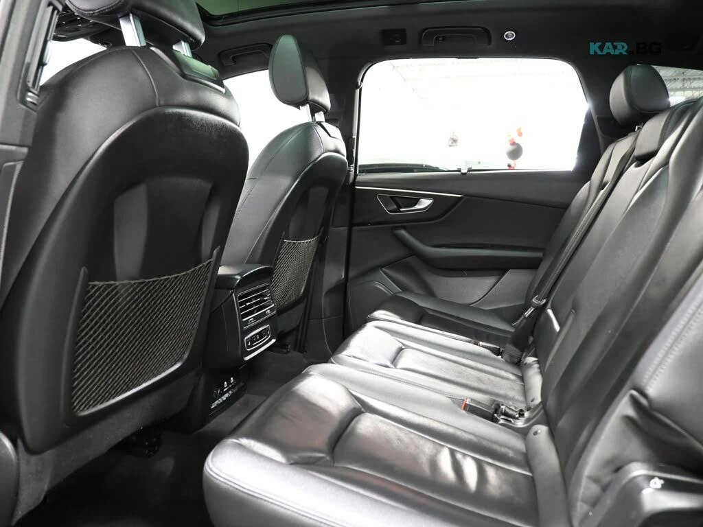 Audi Q7 quattro* Komfort* 45TFSI* АвтоКредит* (ЦЕНА ДО БГ), снимка 17 - Автомобили и джипове - 56227800