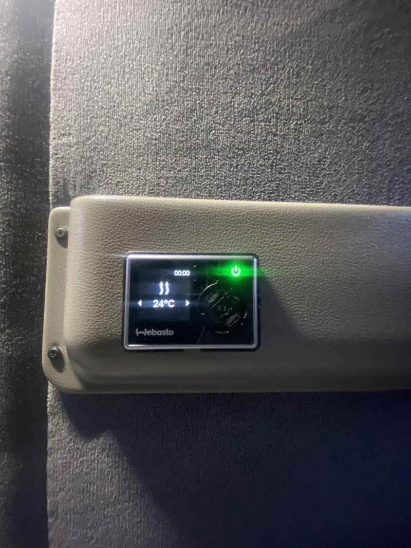 Renault Master, снимка 11 - Бусове и автобуси - 52202412