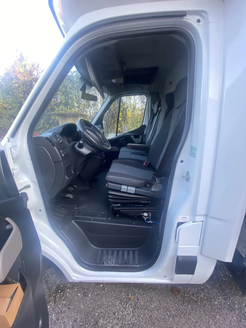 Renault Master, снимка 6 - Бусове и автобуси - 52202412