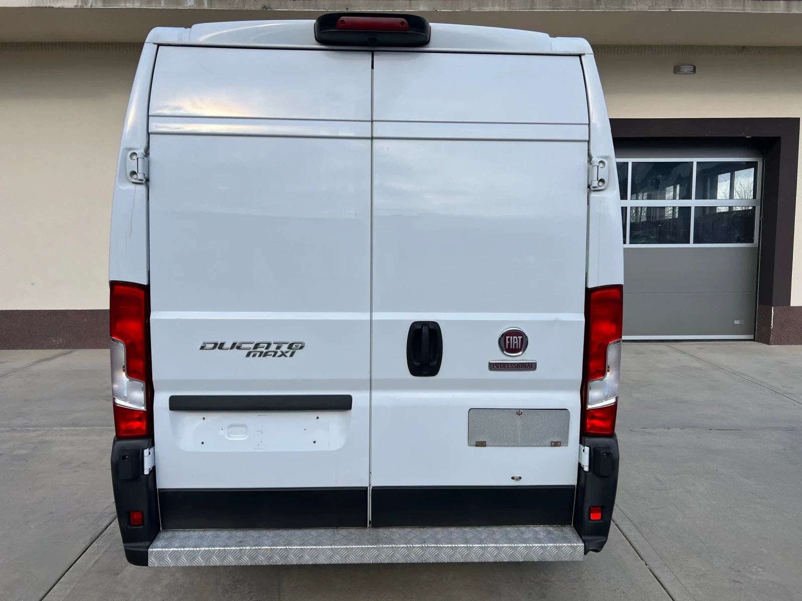 Fiat Ducato 2.3Multijet 180KC MAXI KLIMA NAVI CAMERA 6�� EURO6 | Mobile.bg � ����������� 17