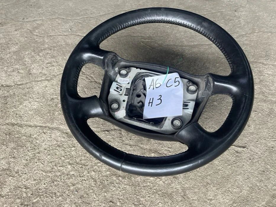 Волан кожен за Audi A6 C5 2001g нормално състояние ном 3