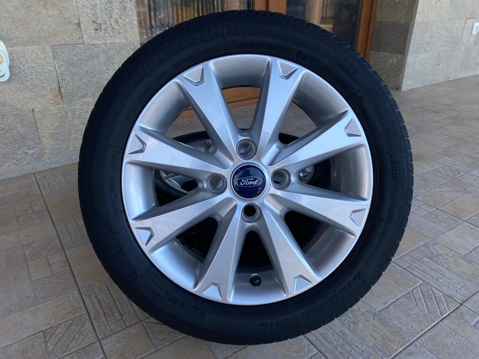 ���� � ������ 195/50R15 �� Ford Fiesta | Mobile.bg � ����������� 7