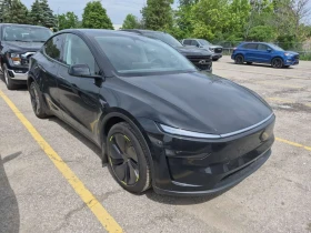 Tesla Model Y LONG RANGE LAUNCH SERIES| ОБДУХ| 2 КЛЮЧА, снимка 2