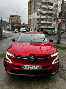 Renault Megane E-tech 100% electric , снимка 1