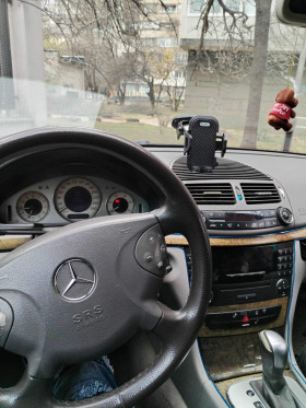 Mercedes-Benz E 270, снимка 10 - Автомобили и джипове - 45481689
