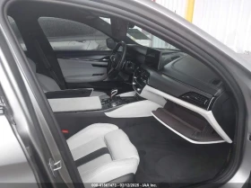 BMW M5 4.4L V-8 DI, DOHC, VVT, TURBO, 617HP All Wheel Dri - 126300 лв. - 72137379 10