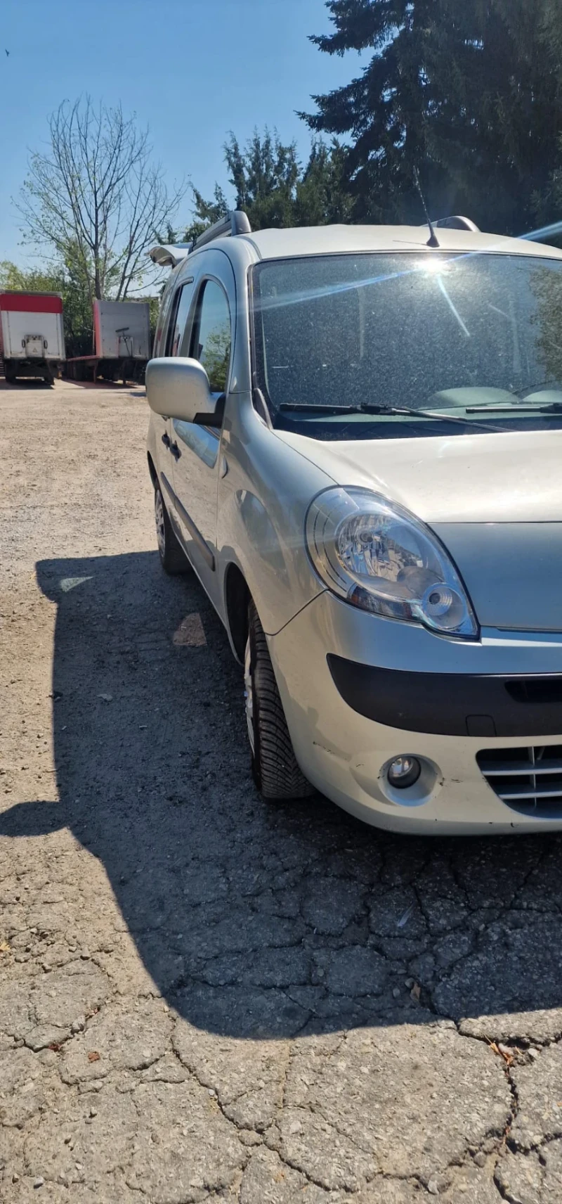 Renault Kangoo, снимка 11 - Автомобили и джипове - 46898024