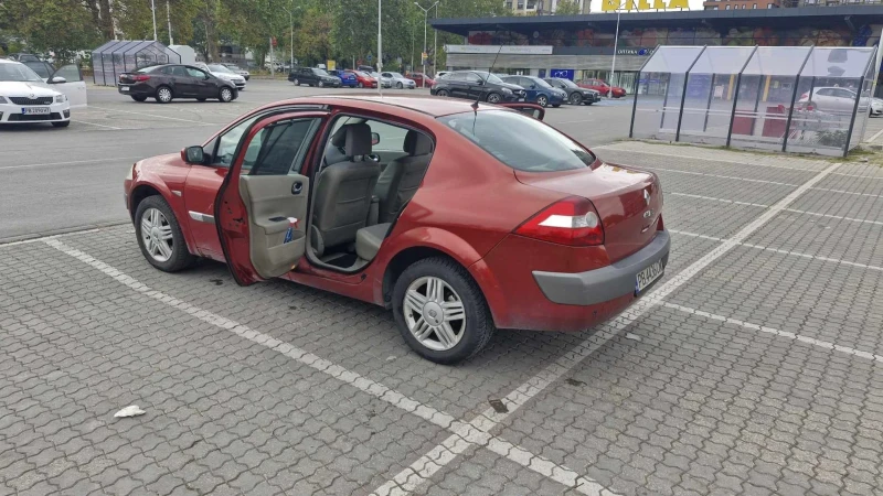 Renault Megane, снимка 2 - Автомобили и джипове - 47121427