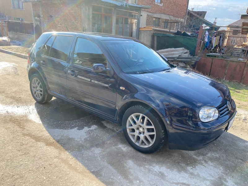 VW Golf, снимка 5 - Автомобили и джипове - 48647614