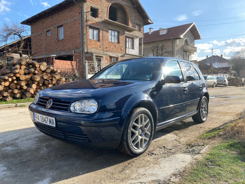 VW Golf, снимка 4 - Автомобили и джипове - 48647614