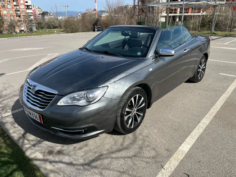 Lancia Flavia 2.4L I4 DOHC 16V Dual VVT, снимка 2 - Автомобили и джипове - 49507048