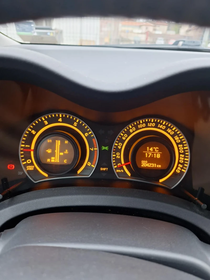 Toyota Auris, снимка 6 - Автомобили и джипове - 51957510