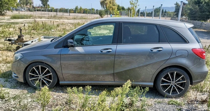 Mercedes-Benz B 200, снимка 3 - Автомобили и джипове - 51675085