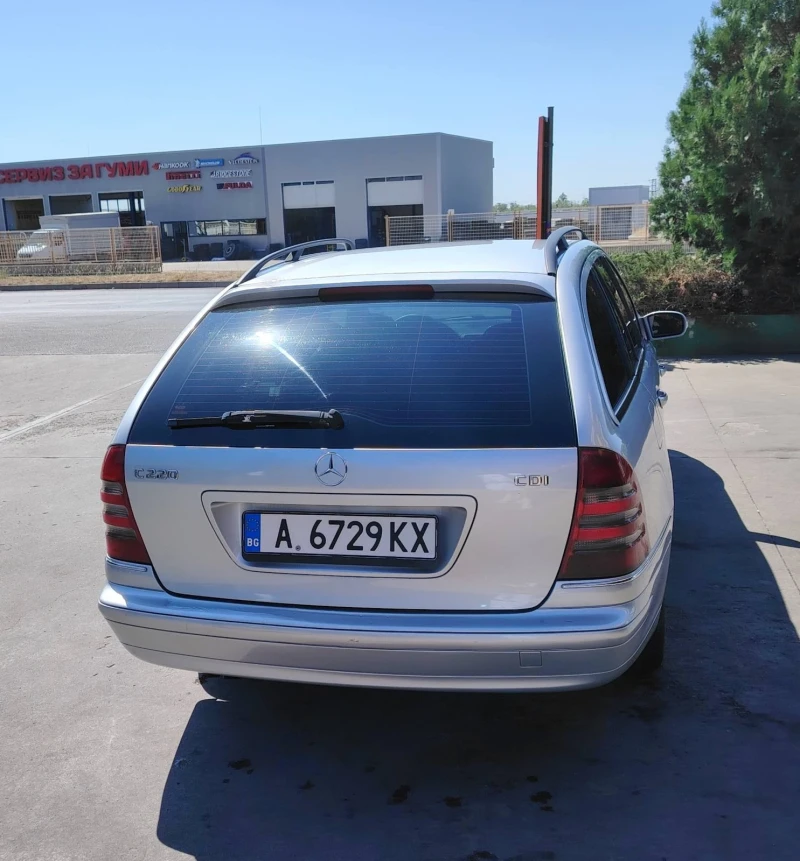 Mercedes-Benz C 220, снимка 6 - Автомобили и джипове - 51825022
