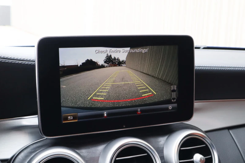 Mercedes-Benz C 300 4MATIC* BURMESTER* AMBIENT* ПАНОРАМА* МЪРТВА ТОЧКА, снимка 12 - Автомобили и джипове - 52651301