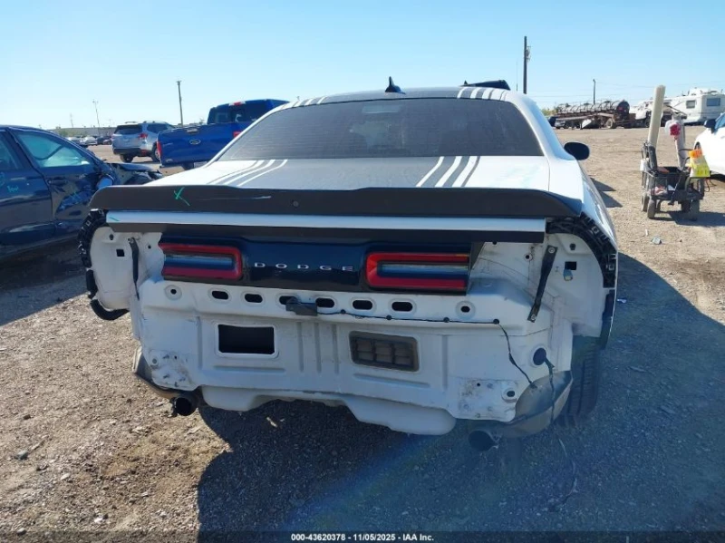Dodge Challenger 5.7l R/T Plus Shaker, снимка 6 - Автомобили и джипове - 53169171
