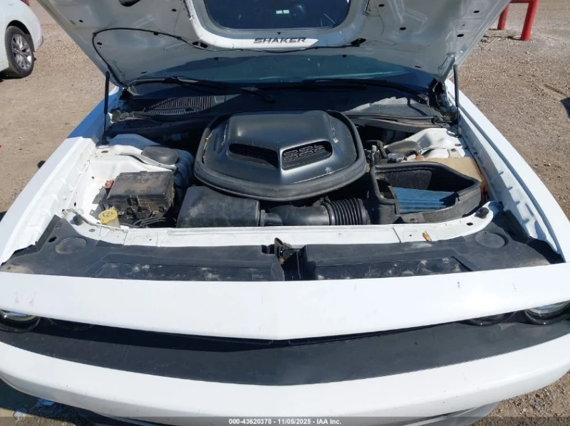 Dodge Challenger 5.7l R/T Plus Shaker, снимка 10 - Автомобили и джипове - 53169171