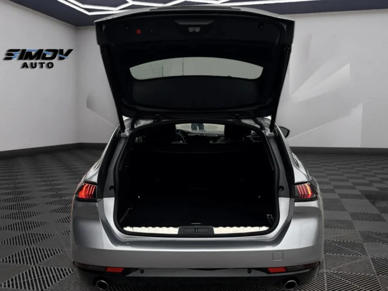Peugeot 508 PLUG-IN HYBRID 225КС. GT-LINE ДИСТРОНИК KEYLESSGO, снимка 7 - Автомобили и джипове - 53213068