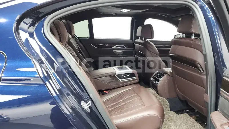 BMW 740 d xDrive| 360| DISTRONIC| HEAD-UP| ВКЛЮЧЕН ТЕХНОТЕ, снимка 15 - Автомобили и джипове - 54485104