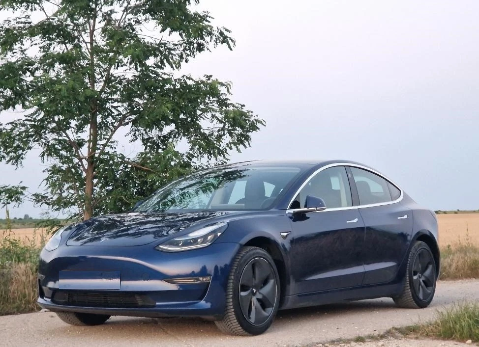 Tesla Model 3 С Гаранция до 2028 год, снимка 1