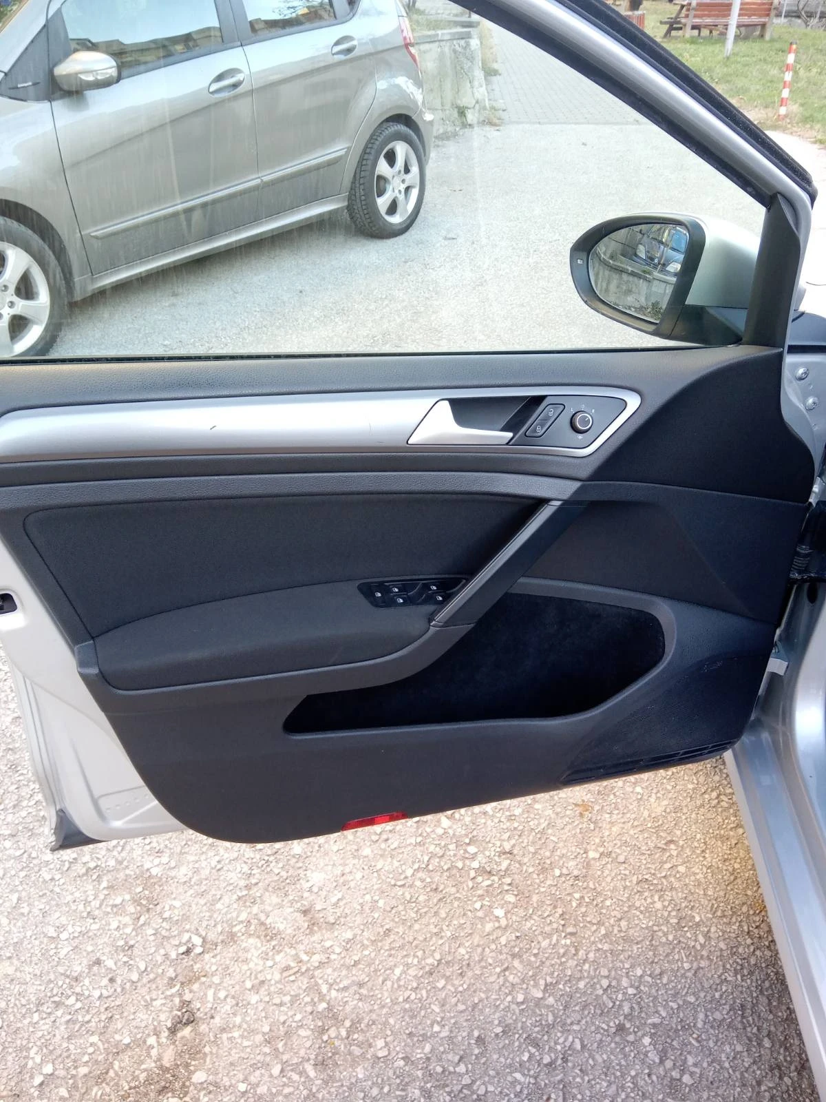 VW Golf 1.6TDI | Mobile.bg � ����������� 11