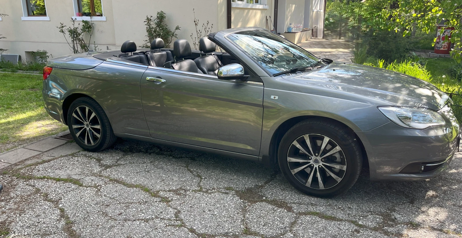 Lancia Flavia 2.4L I4 DOHC 16V Dual VVT - изображение 2