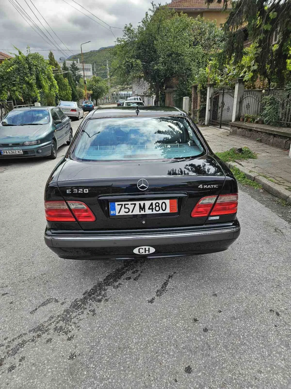 Mercedes-Benz E 320 E 320 4matik - изображение 5