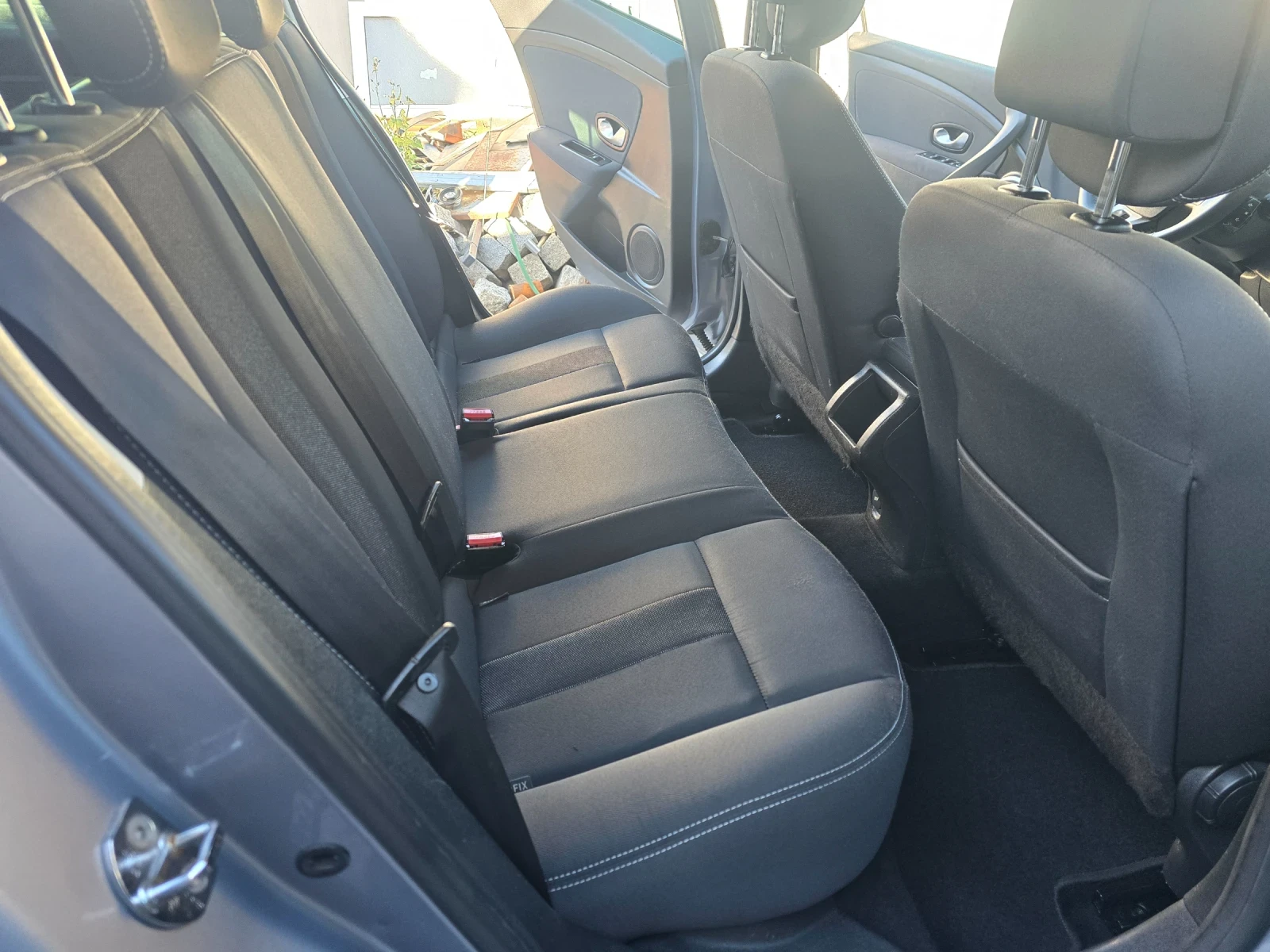 Renault Megane 2.0Автомат.навигация - изображение 10