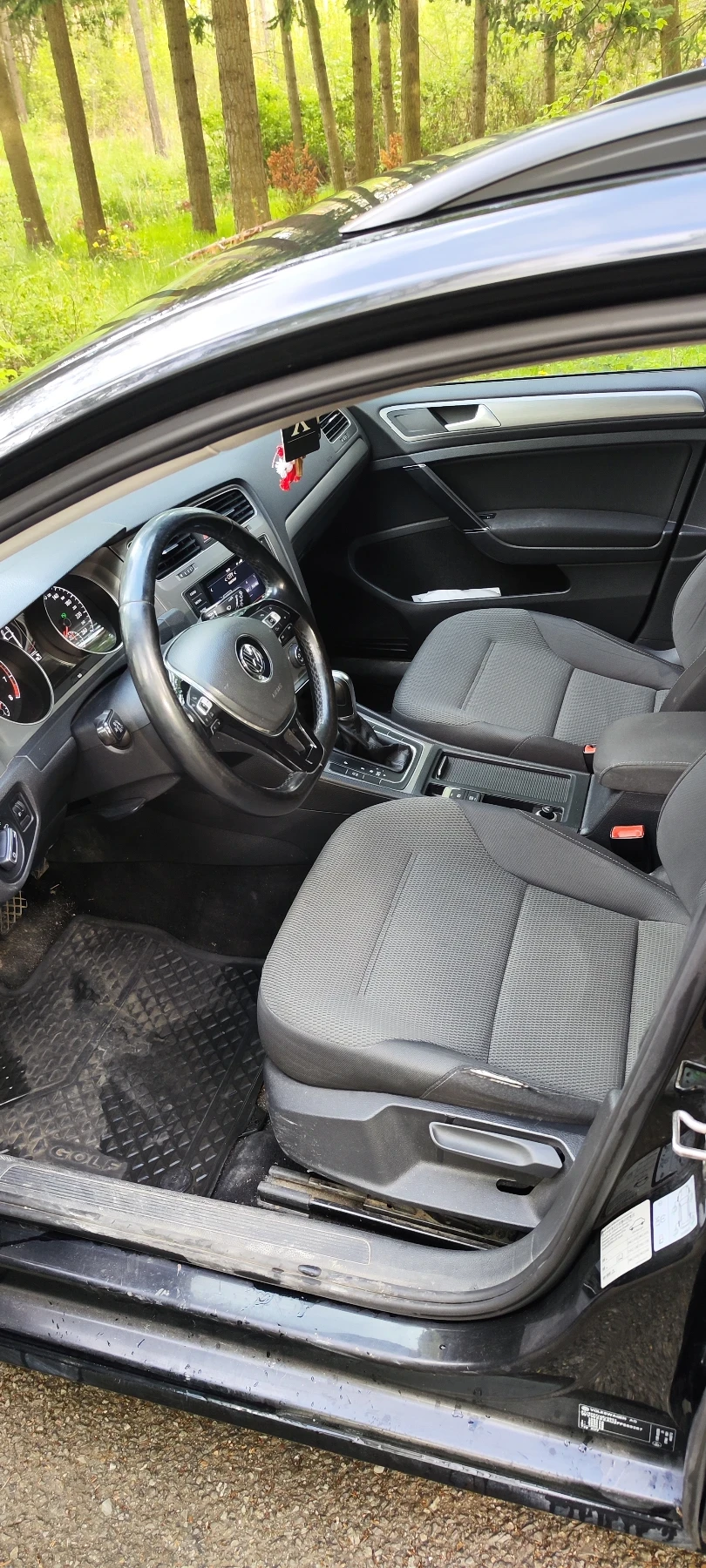 VW Golf 1.4 TGI, снимка 5 - Автомобили и джипове - 53636658