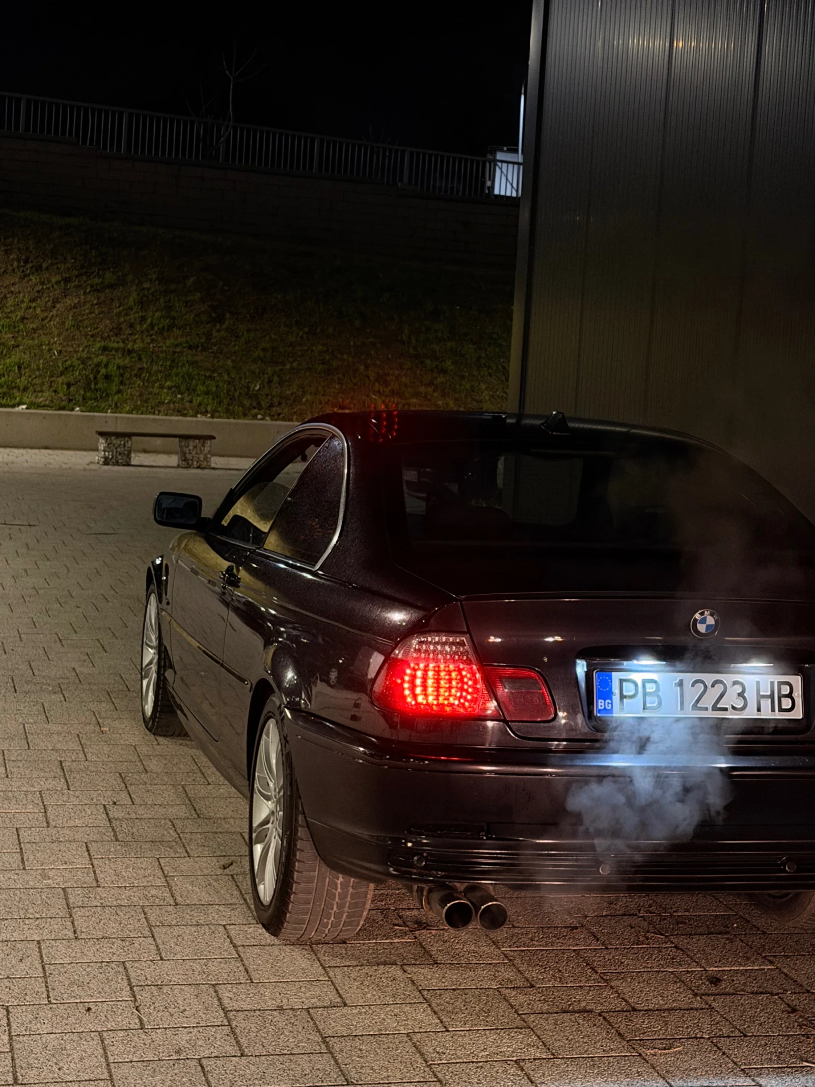 BMW 320  - изображение 10