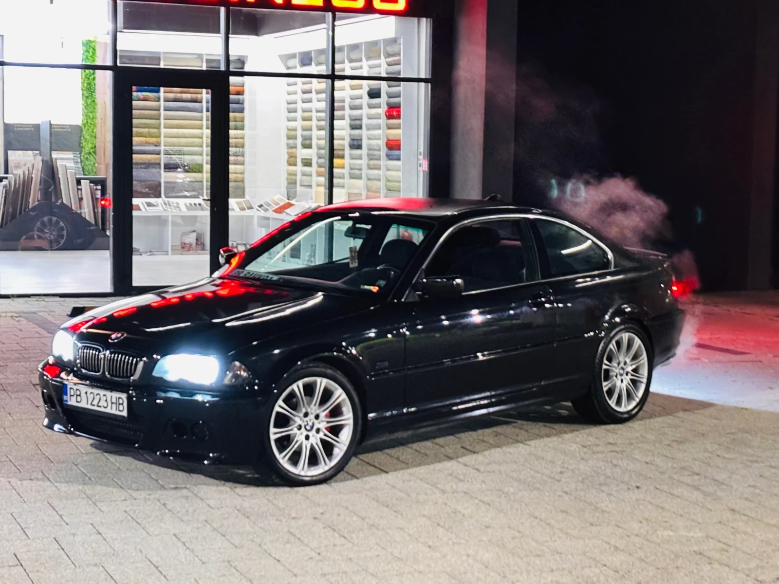 BMW 320  - изображение 6