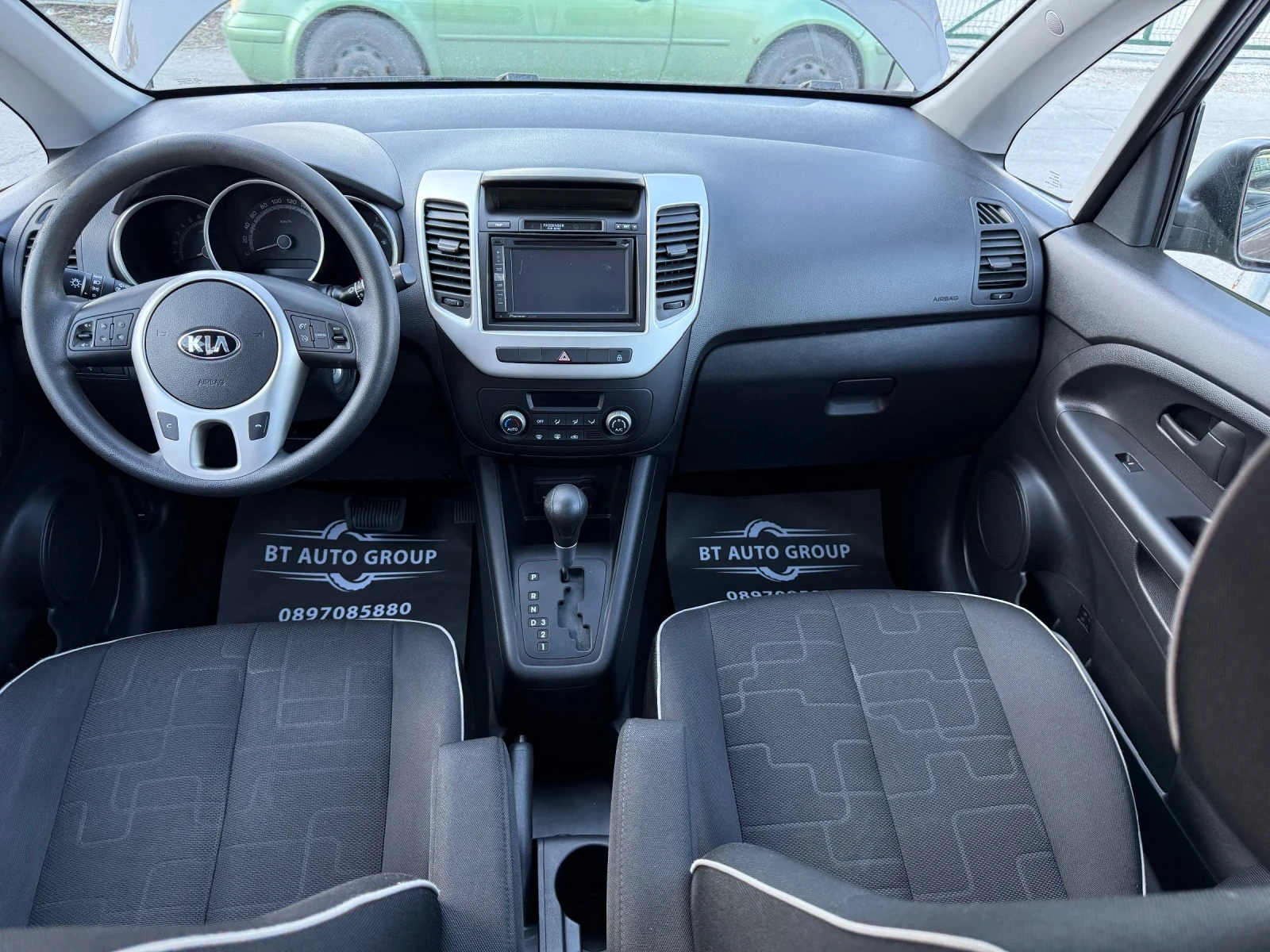 Kia Venga 1.6i АВТОМАТИК TOP! , снимка 11 - Автомобили и джипове - 53843871