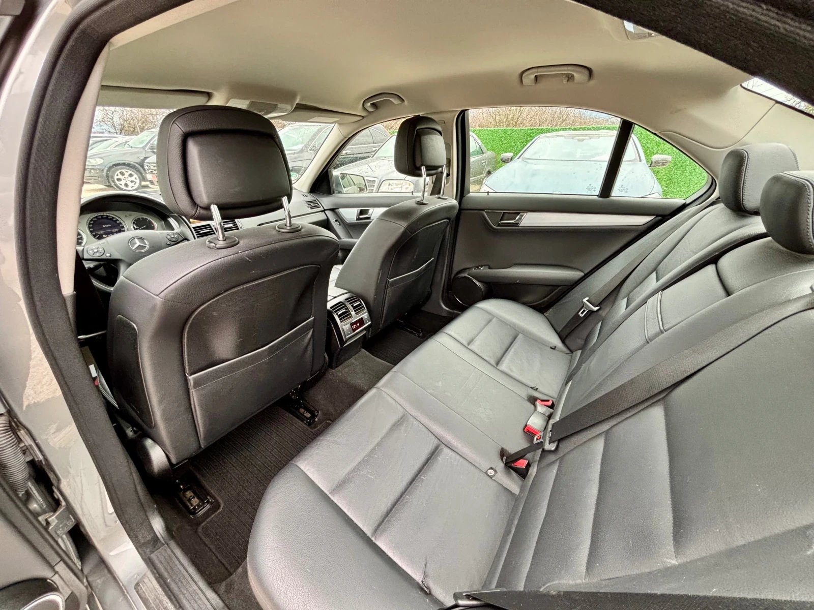 Mercedes-Benz C 320 320 CDI/4X4/ПАРКТРОНИК, снимка 10 - Автомобили и джипове - 53962216