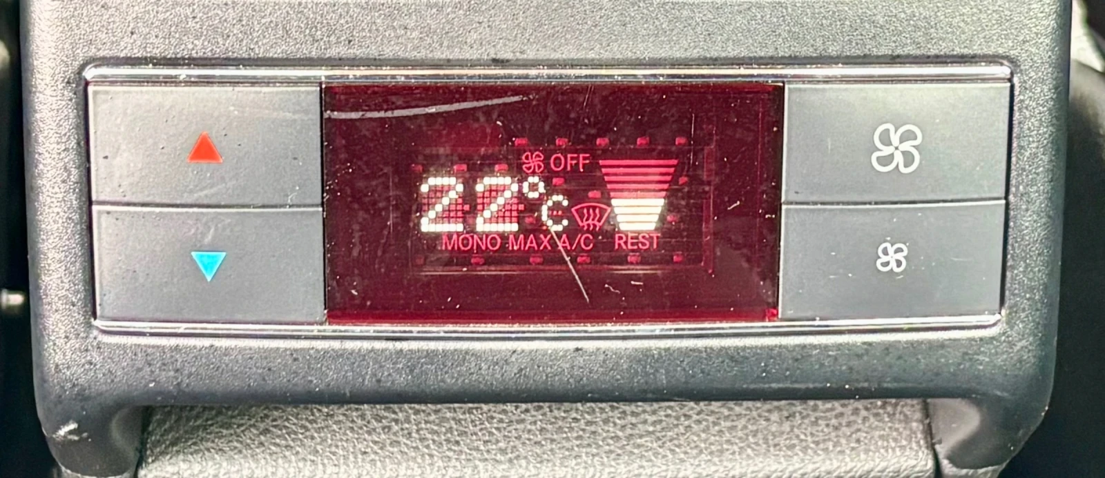 Mercedes-Benz C 320 320 CDI/4X4/ПАРКТРОНИК, снимка 13 - Автомобили и джипове - 53962216