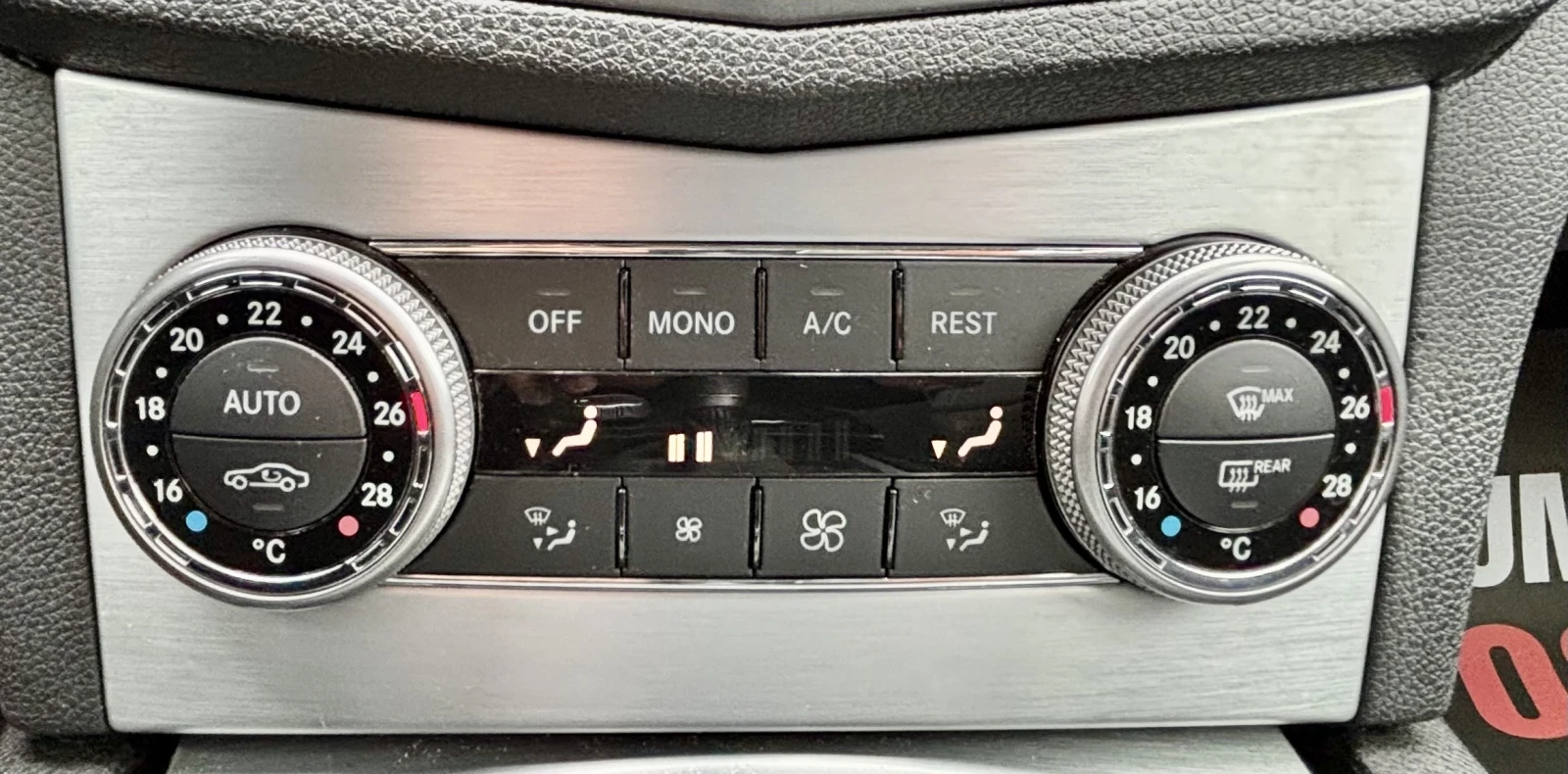 Mercedes-Benz C 320 320 CDI/4X4/ПАРКТРОНИК, снимка 17 - Автомобили и джипове - 53962216