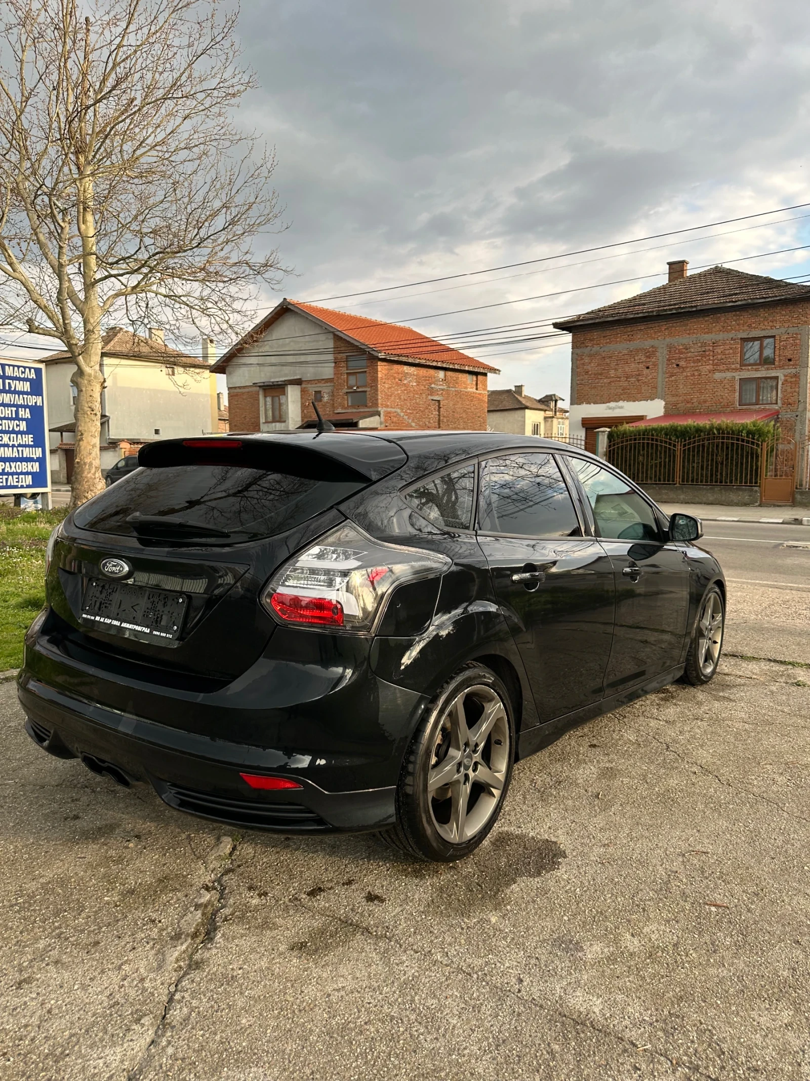 Ford Focus 1.6 DIESEL ST-LINE AUSTRIA, снимка 5 - Автомобили и джипове - 53985742