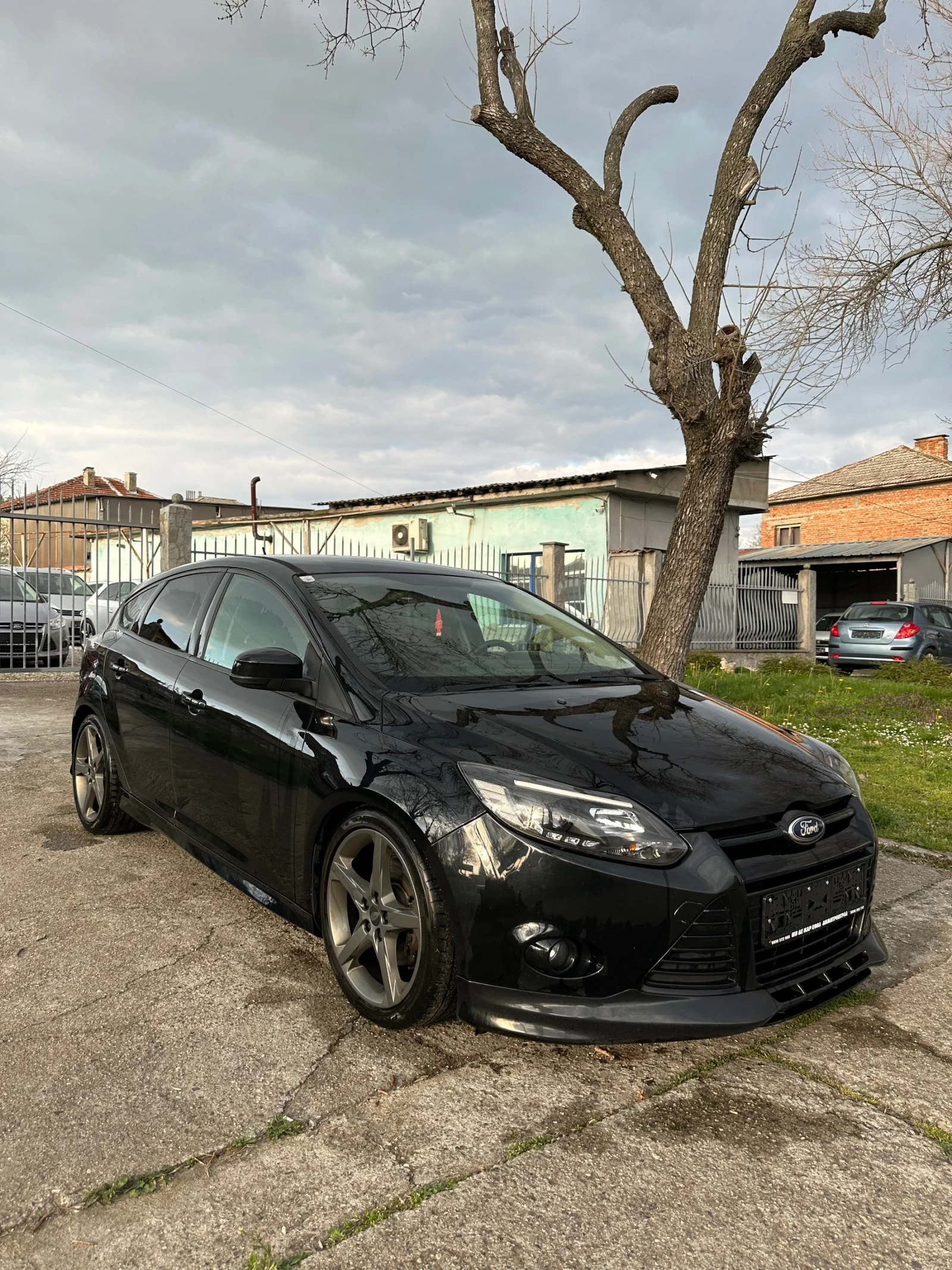 Ford Focus 1.6 DIESEL ST-LINE AUSTRIA, снимка 3 - Автомобили и джипове - 53985742