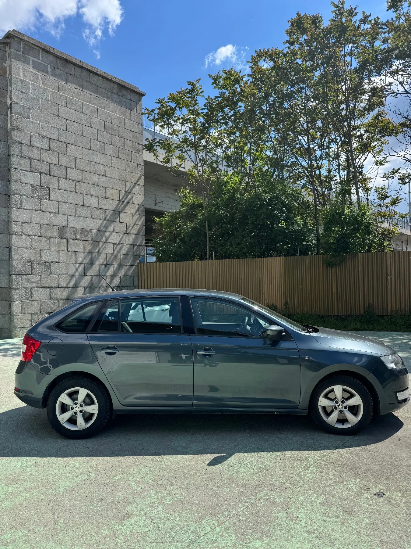 Skoda Rapid, снимка 4 - Автомобили и джипове - 54631216