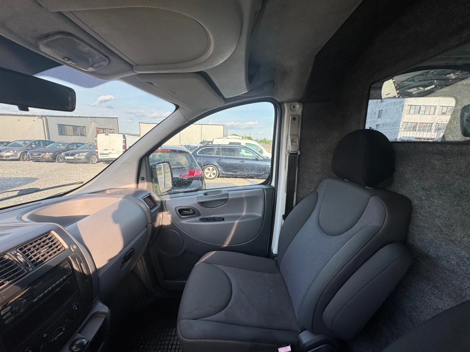 Citroen Jumpy 2.0HDI , снимка 13 - Автомобили и джипове - 54678844