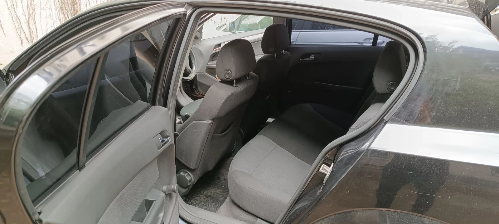 Opel Astra 1.6, снимка 14 - Автомобили и джипове - 54706286