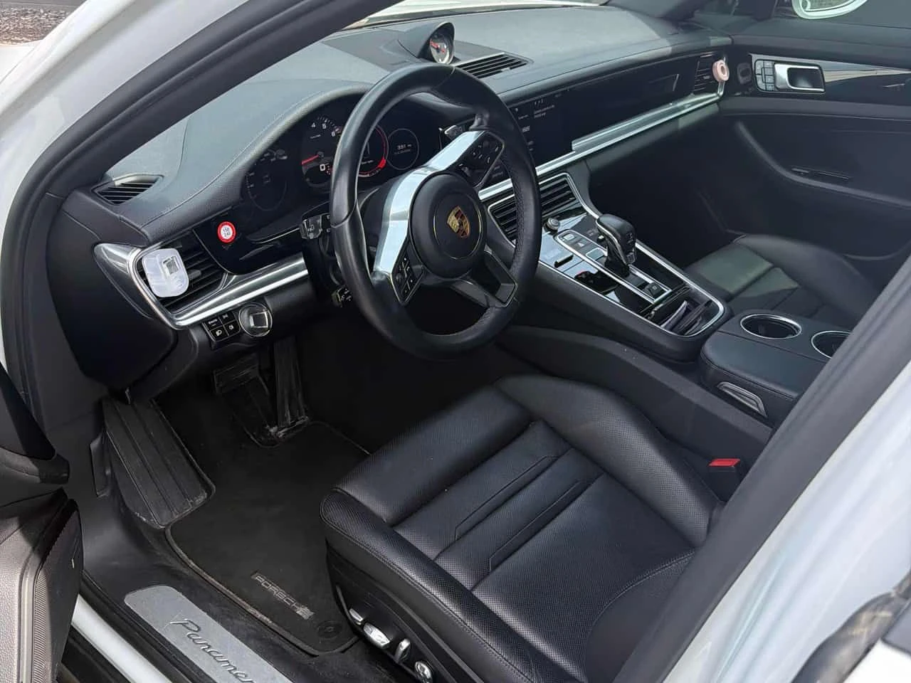 Porsche Panamera * 4 AWD * 360 КАМЕРА* ОБДУХВАНЕ* ПАНОРАМА* , снимка 7 - Автомобили и джипове - 55167163