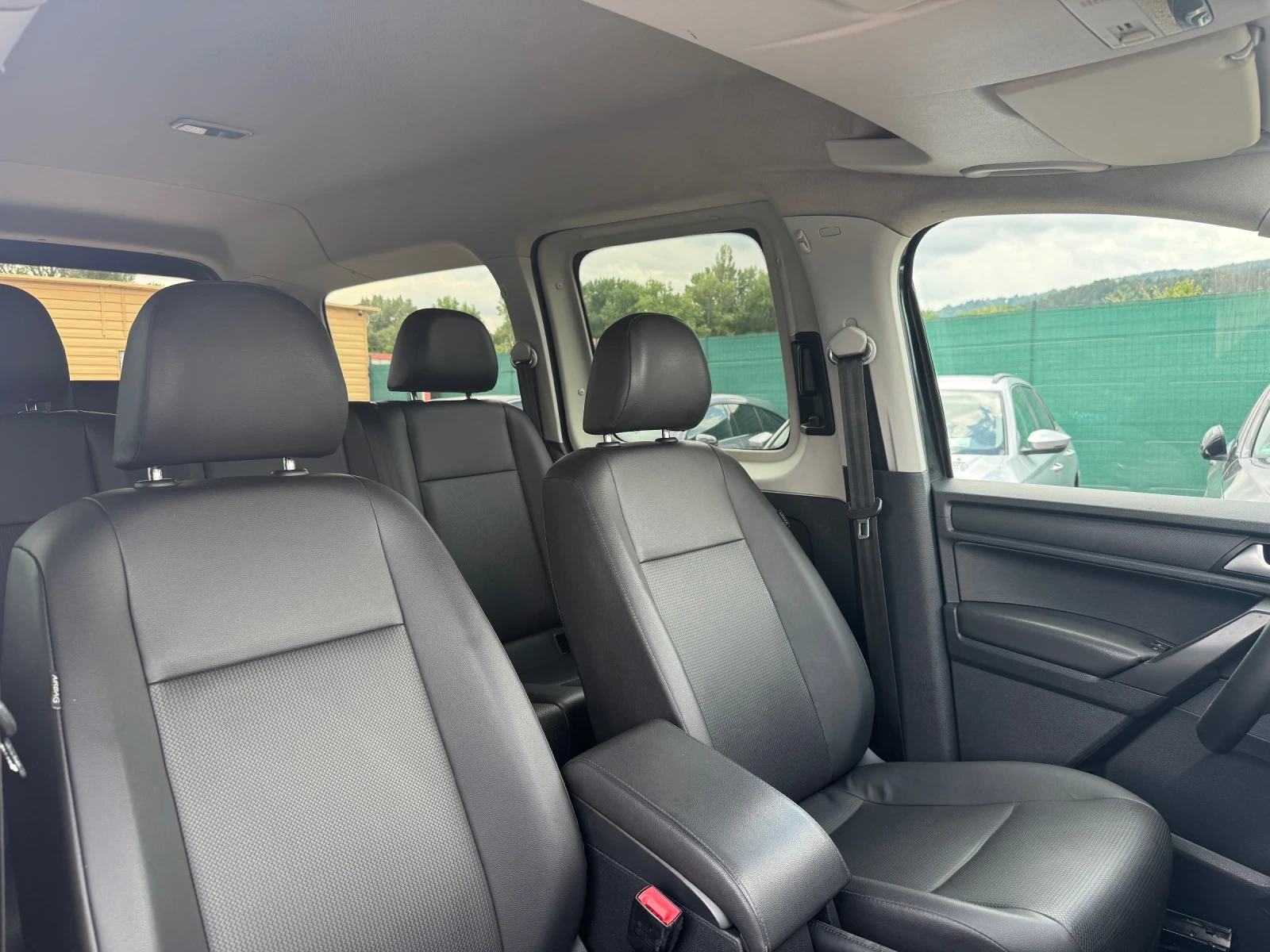 VW Caddy 2.0TDI 150hp DSG Maxi /�������� ������/ | Mobile.bg � ����������� 14